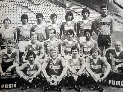 Découvre le maillot du LOSC avec le sponsor Peaudouce LOSC de 1979